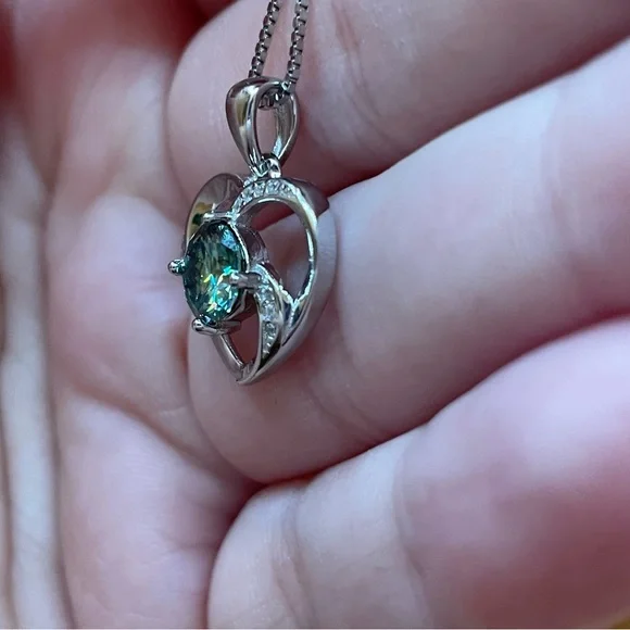 1ct Blue Green GRA Certified Round Cut Moissanite Diamond Heart Silver Necklace